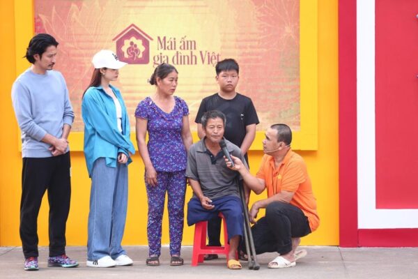 Mái ấm gia đình Việt Tập 30 Huy Khánh, Trương Quỳnh Anh lấm lem bột mì khi vượt qua thử thách