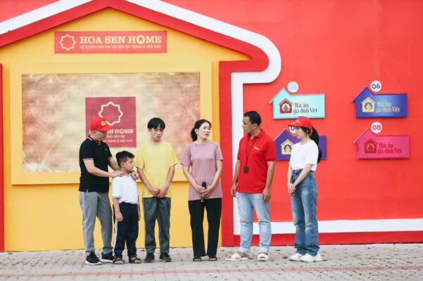 Mái ấm gia đình Việt Tập 08 MC Đại Nghĩa tặng nóng 30 triệu đồng giúp đỡ trẻ em mồ côi