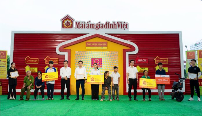 Các phần thưởng không chỉ là vật chất, mà còn là nguồn động lực giúp các gia đình có hoàn cảnh khó khăn vững bước hơn trong cuộc sống.