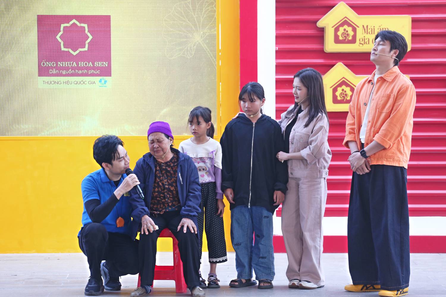 Hoàn cảnh em Ninh Thị Yến Trang - Mái ấm gia đình Việt tập 179