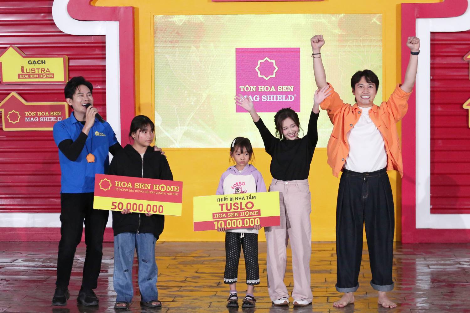 Hoàn cảnh em Ninh Thị Yến Trang - Mái ấm gia đình Việt tập 179