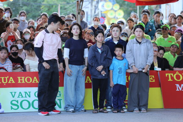 mai-am-gia-dinh-viet-tap-200