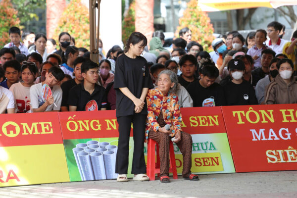 mai-am-gia-dinh-viet-tap-210